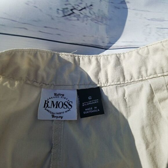 3/$25 b moss khaki shorts 6 - Picture 2 of 3